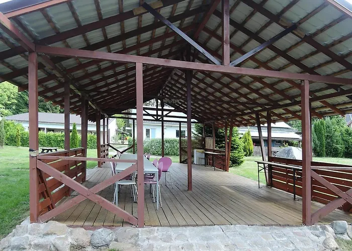 In Near Puszcza Bukowa Casa de Férias *